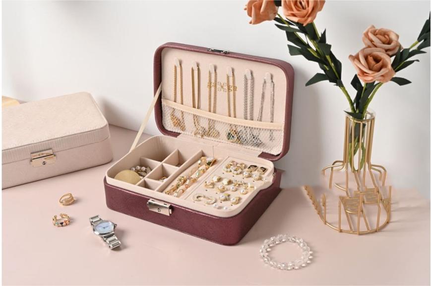 Bracelet Holder Box Square Box with a K